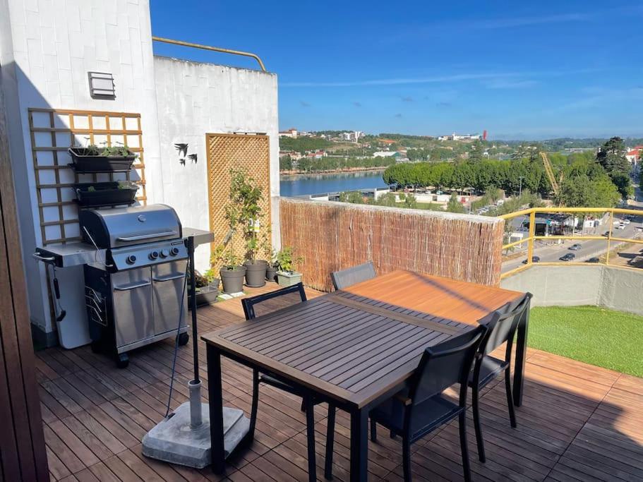 Penthouse Terraco De Coimbra Apartment Екстериор снимка